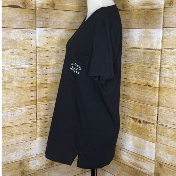 PINK VICTORIA'S SECRET OVERSIZED COTTON CREWNECK POCKET T-SHIRT SIZE MEDIUM - Picture 2 of 3